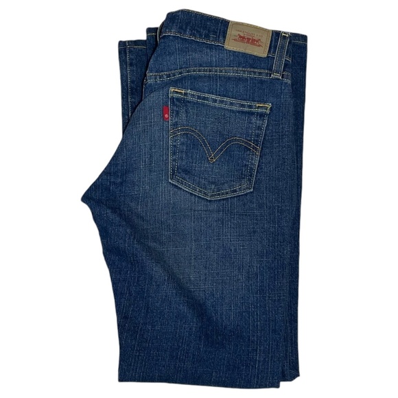 Levi's Boy Cut Jeans - Picture 3 of 4